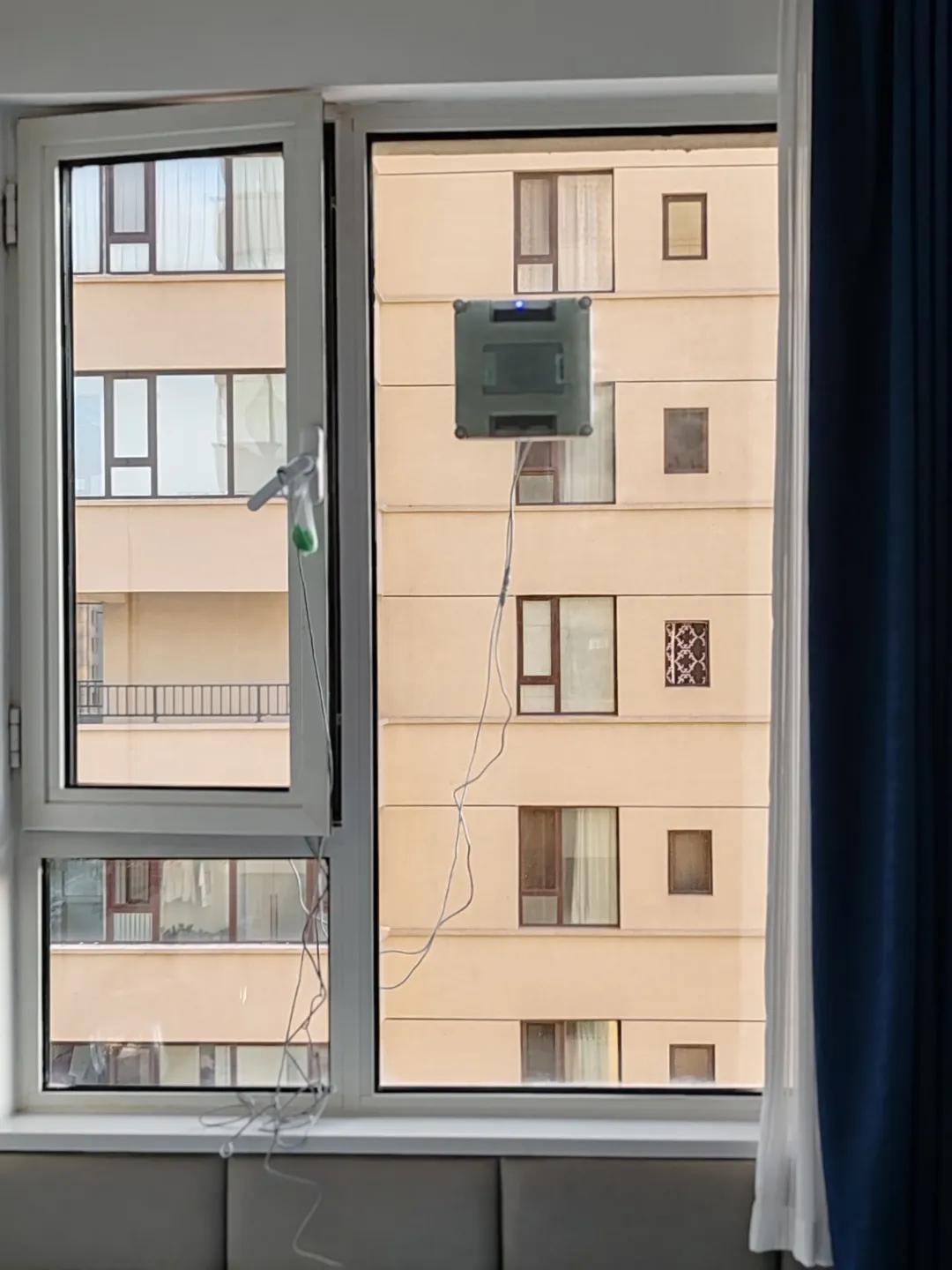 _女人找两个鸭子伺候_不花钱交友网找富婆