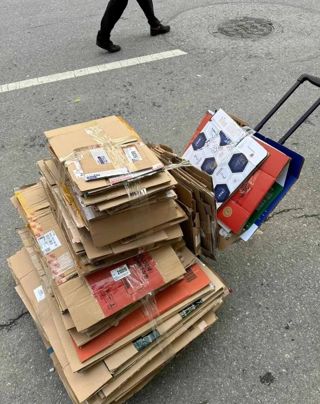 把甲醛东西搬出去了还有味__甲醛屋里的东西还能用吗