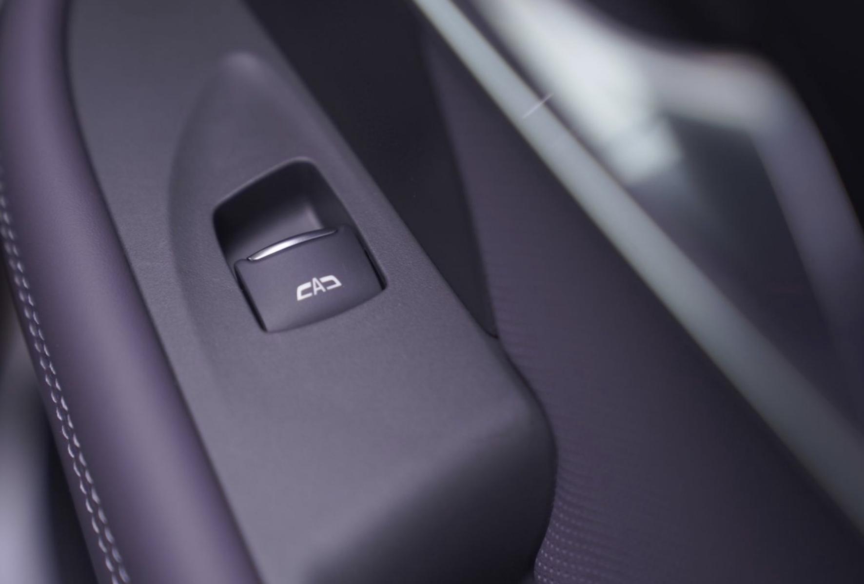 _别克紫色的车_别克紫色轿车