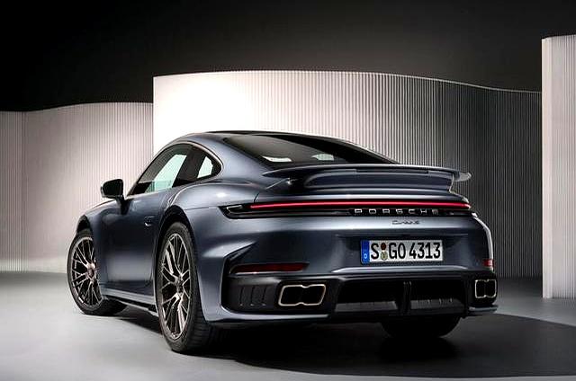 史上最强911！701马力混动版发布，保时捷再次颠覆性能极限！-有驾