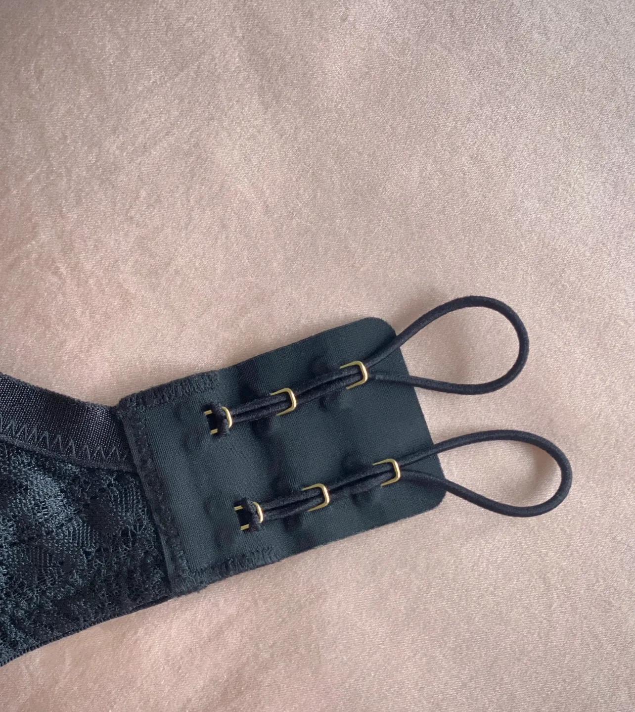 _冬天穿速干内衣会冷吗_内衣扔的到处都是