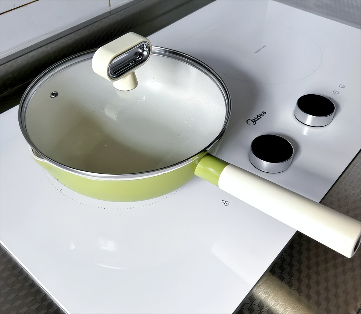 灶台电磁炉__电磁炉燃气灶省钱