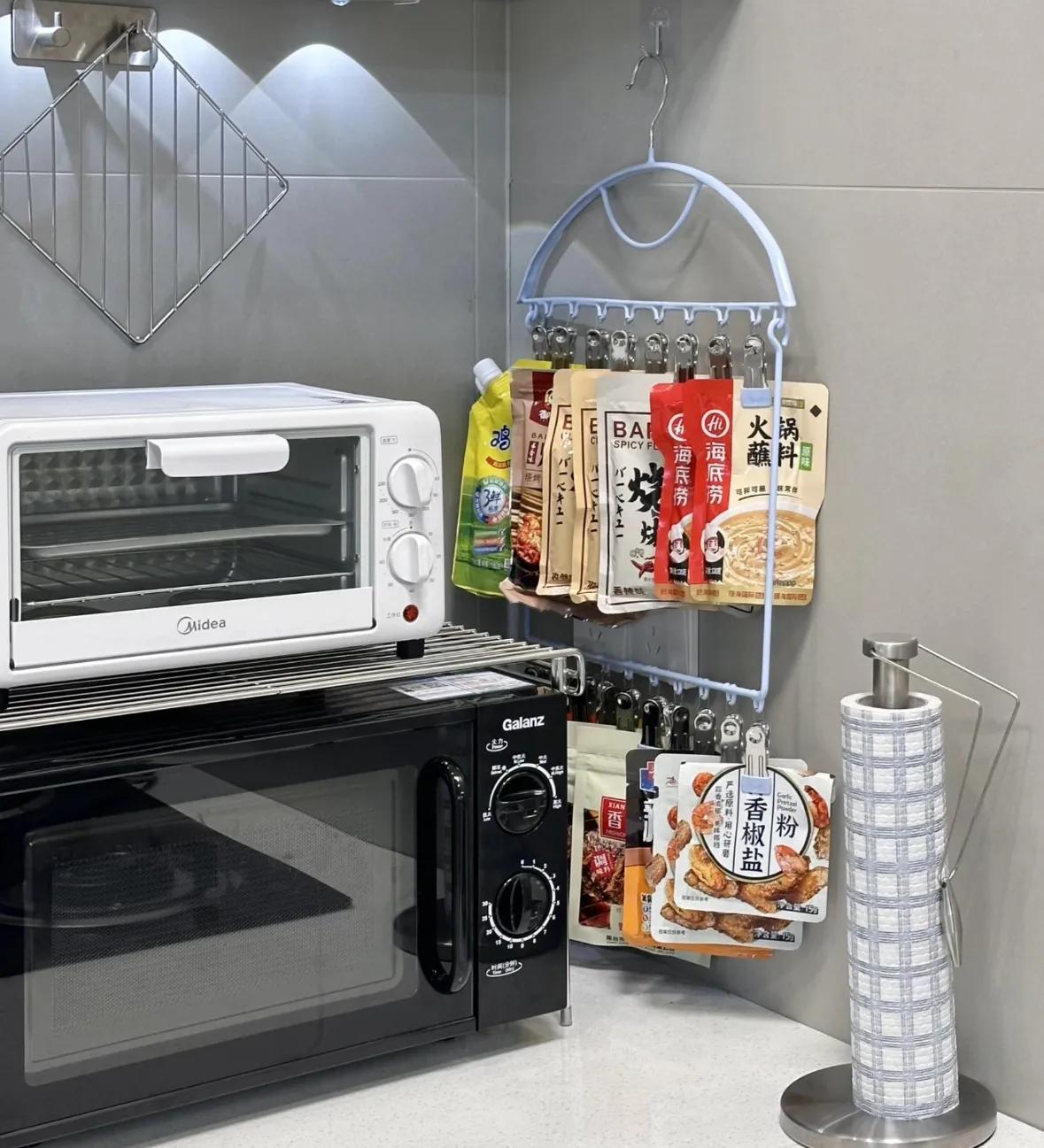 被网友的“收纳智慧”折服了!不花啥钱,厨房就能井井有条!_被网友的“收纳智慧”折服了!不花啥钱,厨房就能井井有条!_