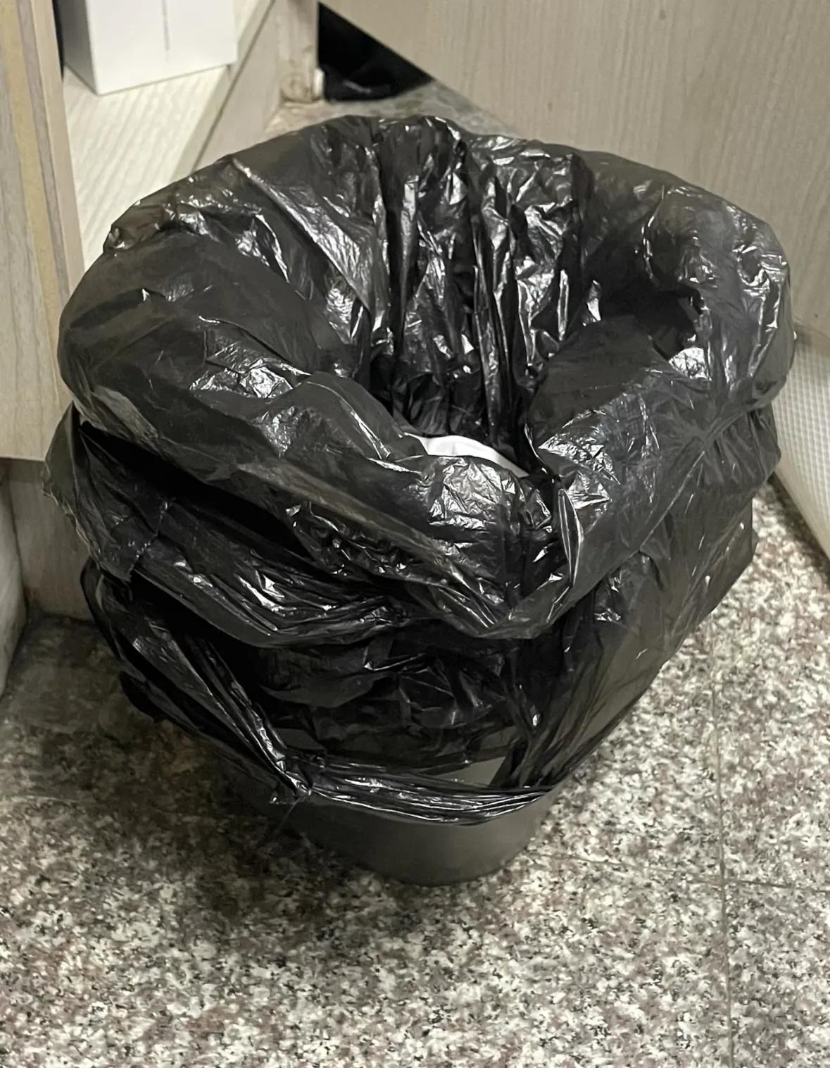 _被网友的“收纳智慧”折服了!不花啥钱,厨房就能井井有条!_被网友的“收纳智慧”折服了!不花啥钱,厨房就能井井有条!