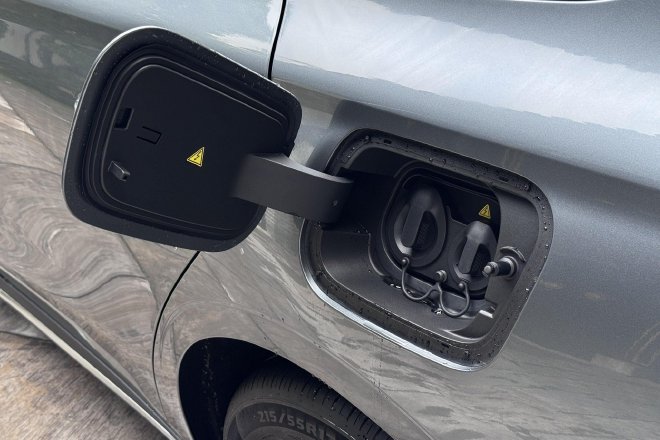 新能源神车来了 静态体验吉利银河星耀6