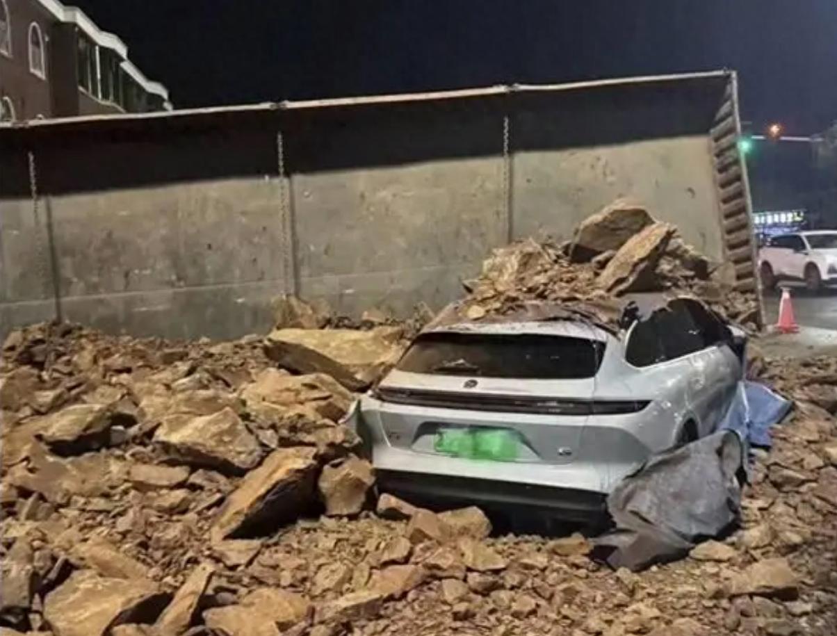 _土方坍塌事故应急措施_土方坍塌事故属于什么事故