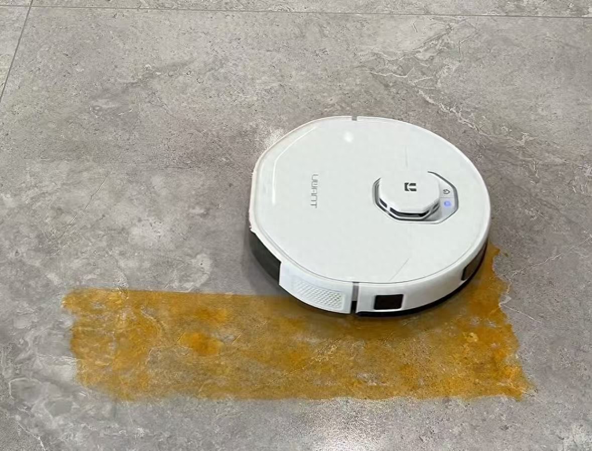 _扫地机器人自杀假新闻_扫地机器人网