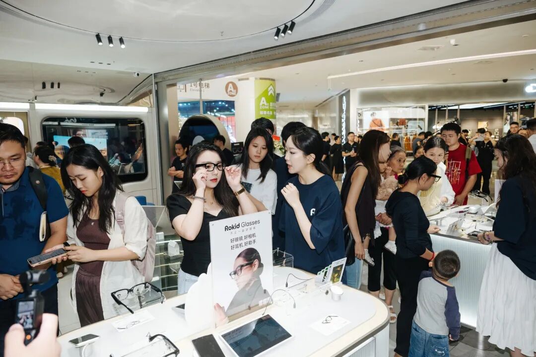 _武汉品牌眼镜店_武汉眼镜连锁店