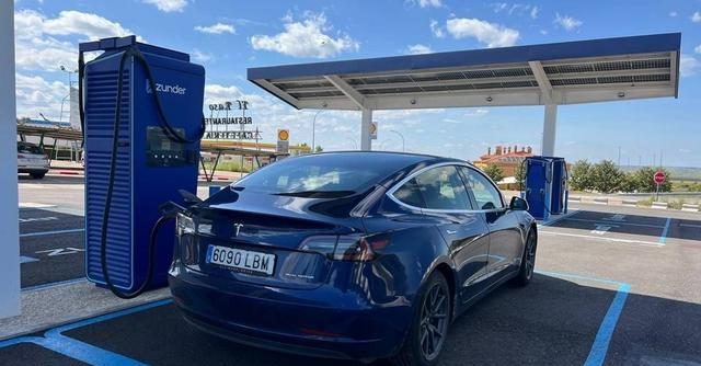 研究证实：电动车电池寿命超20年，万辆数据破认知-有驾