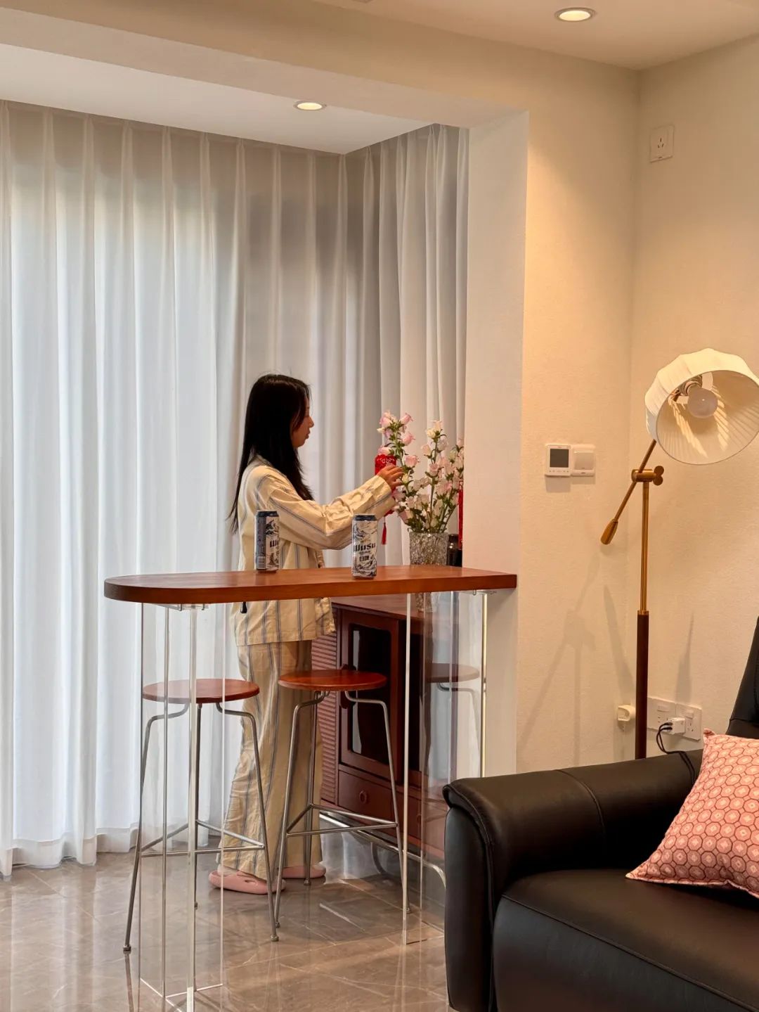 我把阳台两边的墙敲了怎么办_阳台两边墙可以拆除吗_