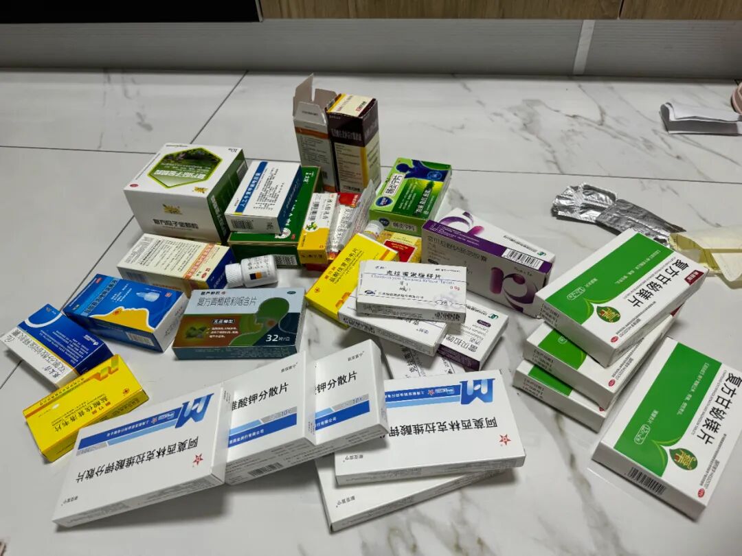 扔多余的东西_扔出去的东西_