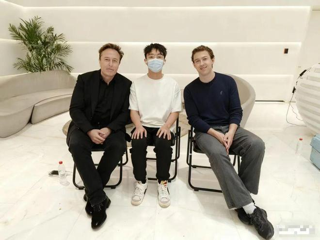 豆包P图大更新，网友们已经玩嗨了_豆包P图大更新，网友们已经玩嗨了_