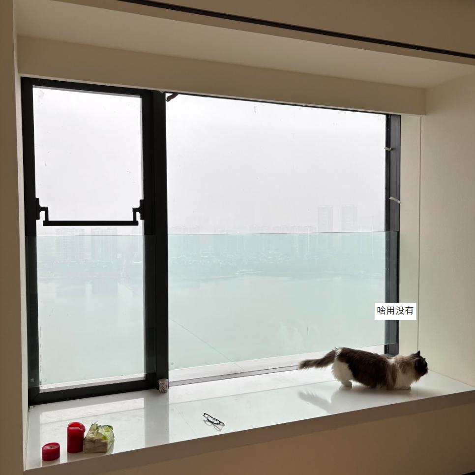 被年轻人家的“飘窗设计”惊到了!打开思路后,直接就多了半间房_被年轻人家的“飘窗设计”惊到了!打开思路后,直接就多了半间房_