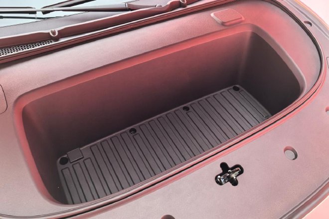 高颜值科技新物种 静态体验深蓝L06