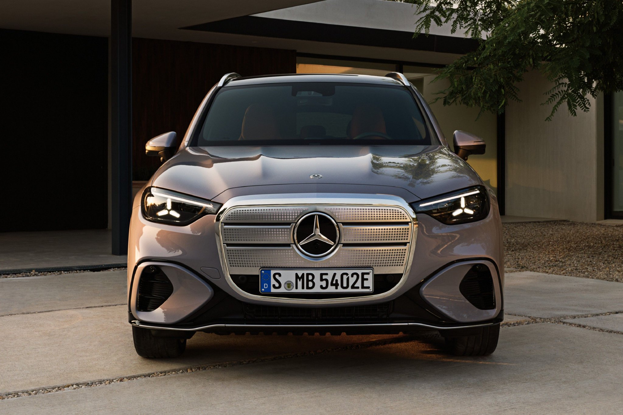 2025慕尼黑车展：奔驰纯电GLC全球首发