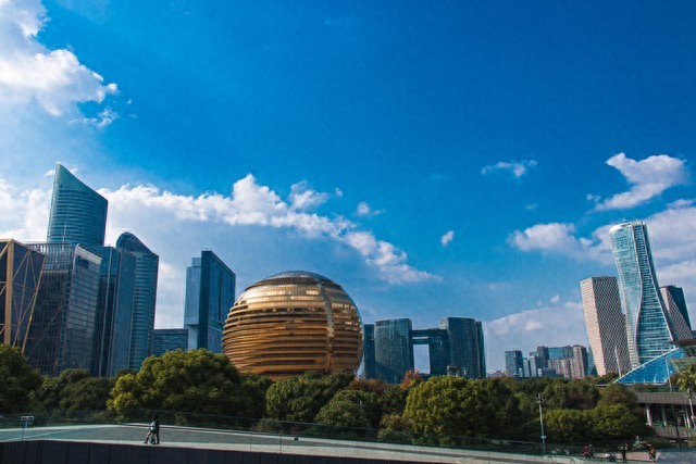 杭州赶超广州_杭州和广州折中的城市_