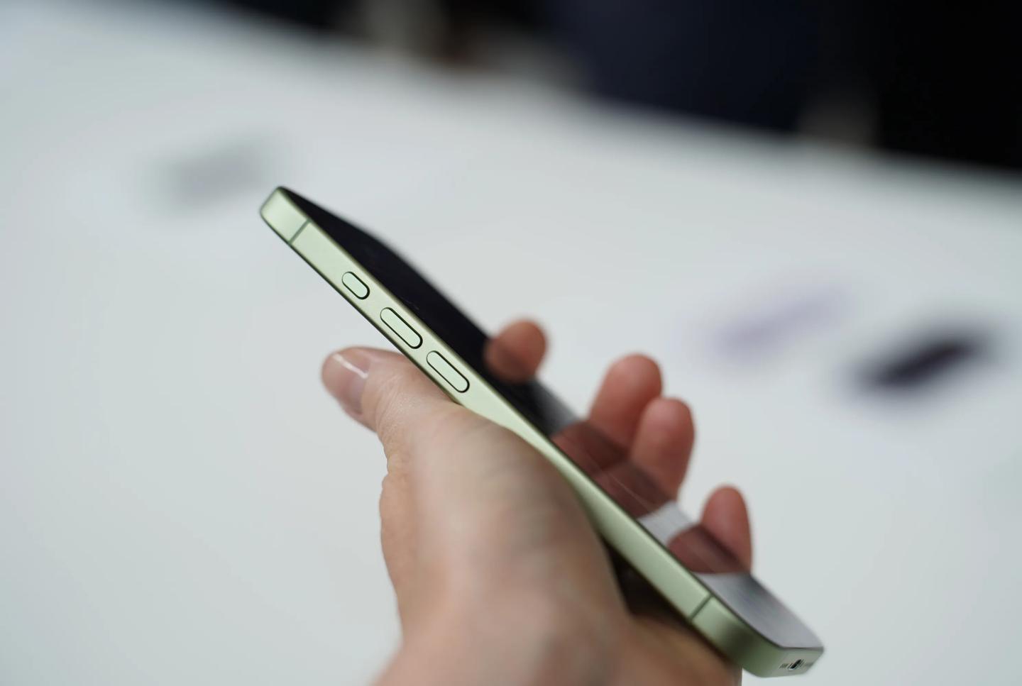 苹果英寸是多少厘米_iphone英寸_