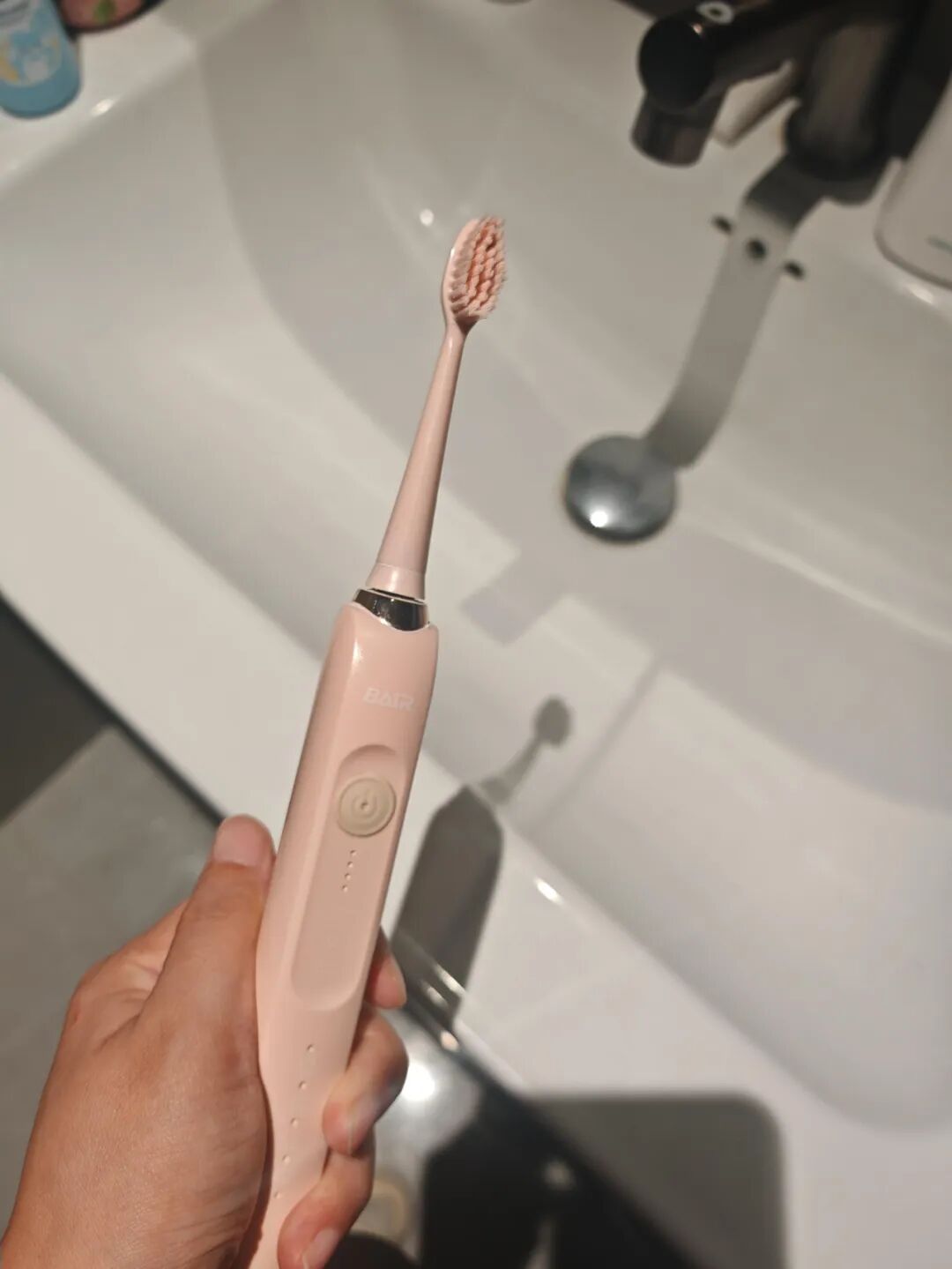 _被年轻人“生活鬼点子”折服了！看似离谱，却解决了不少生活痛点_被年轻人“生活鬼点子”折服了！看似离谱，却解决了不少生活痛点