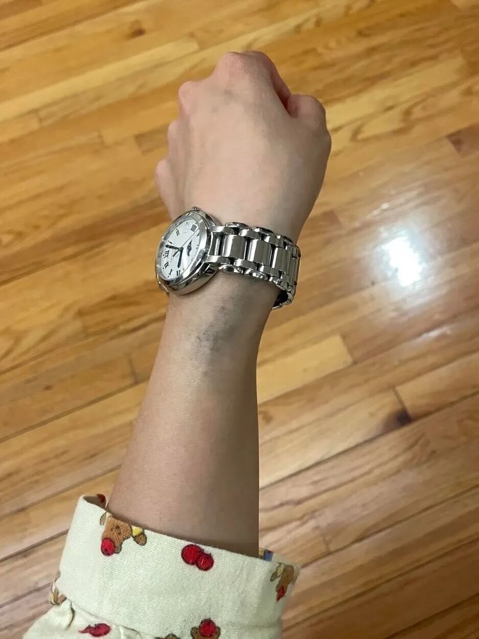 被年轻人“生活鬼点子”折服了！看似离谱，却解决了不少生活痛点_被年轻人“生活鬼点子”折服了！看似离谱，却解决了不少生活痛点_