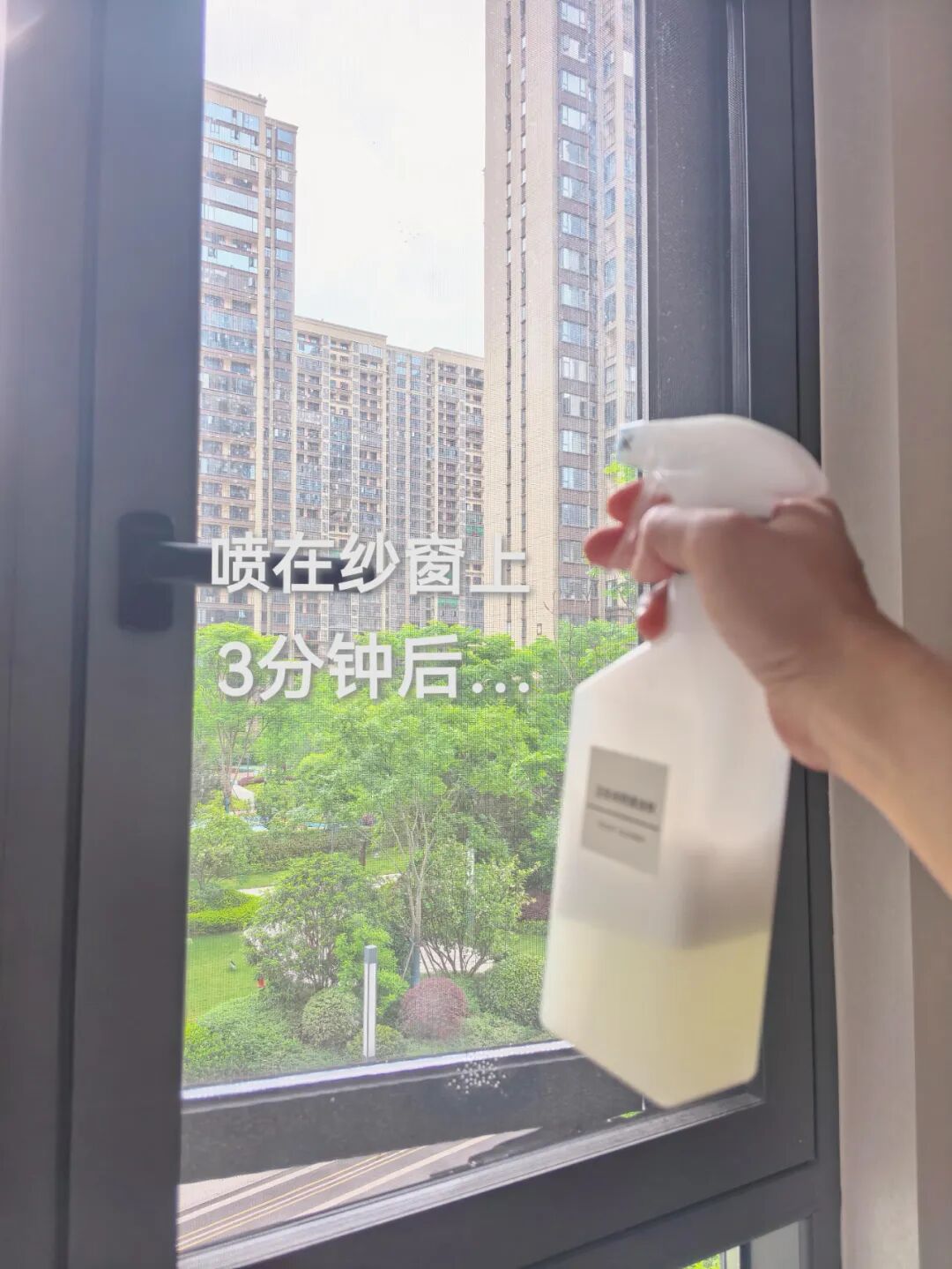 被年轻人“生活鬼点子”折服了！看似离谱，却解决了不少生活痛点__被年轻人“生活鬼点子”折服了！看似离谱，却解决了不少生活痛点