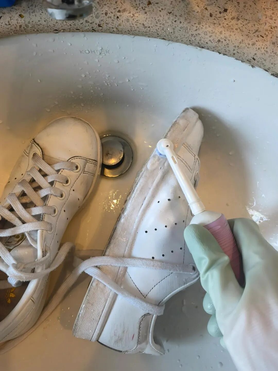 被年轻人“生活鬼点子”折服了！看似离谱，却解决了不少生活痛点__被年轻人“生活鬼点子”折服了！看似离谱，却解决了不少生活痛点