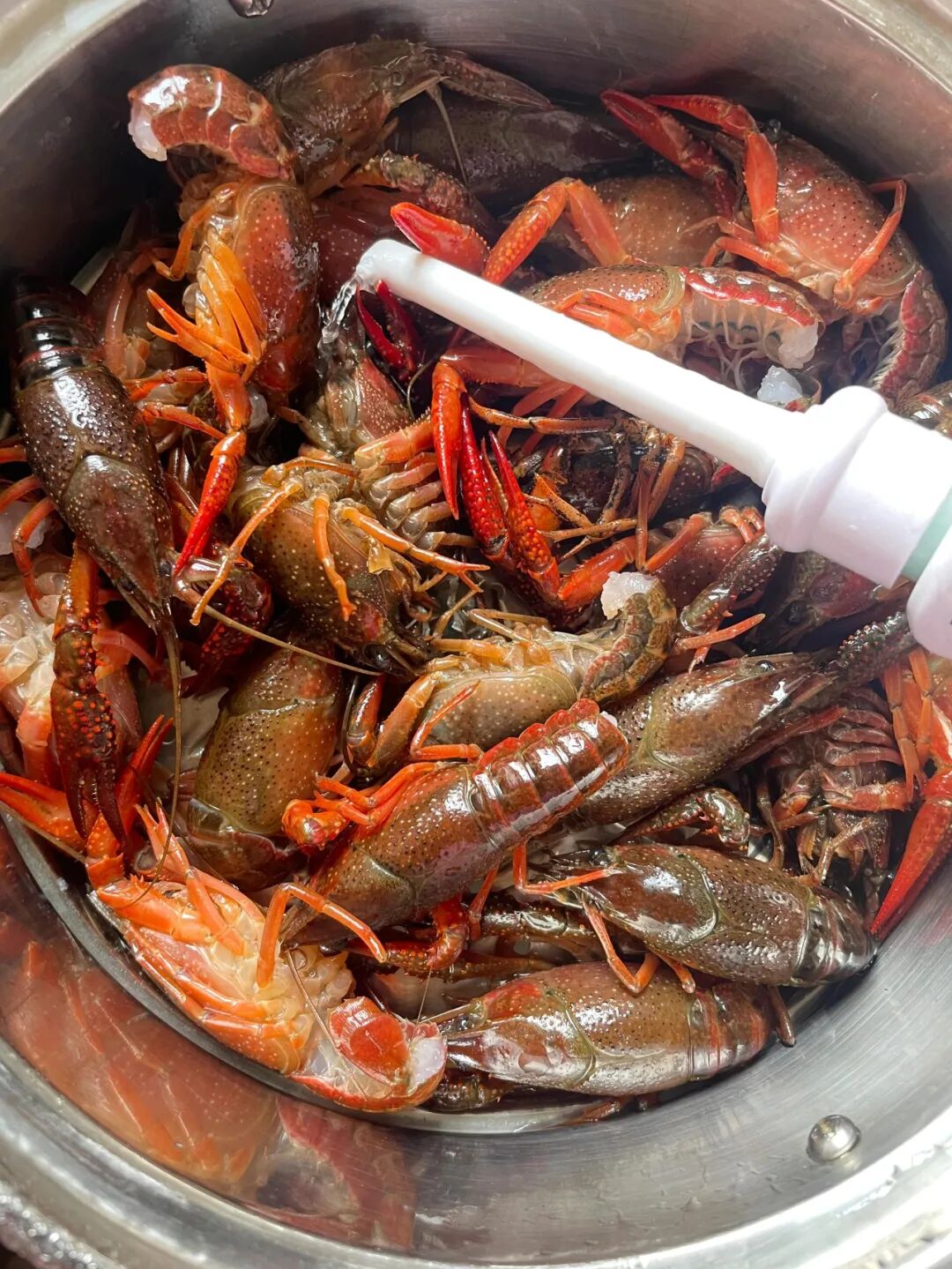 被年轻人“生活鬼点子”折服了！看似离谱，却解决了不少生活痛点__被年轻人“生活鬼点子”折服了！看似离谱，却解决了不少生活痛点