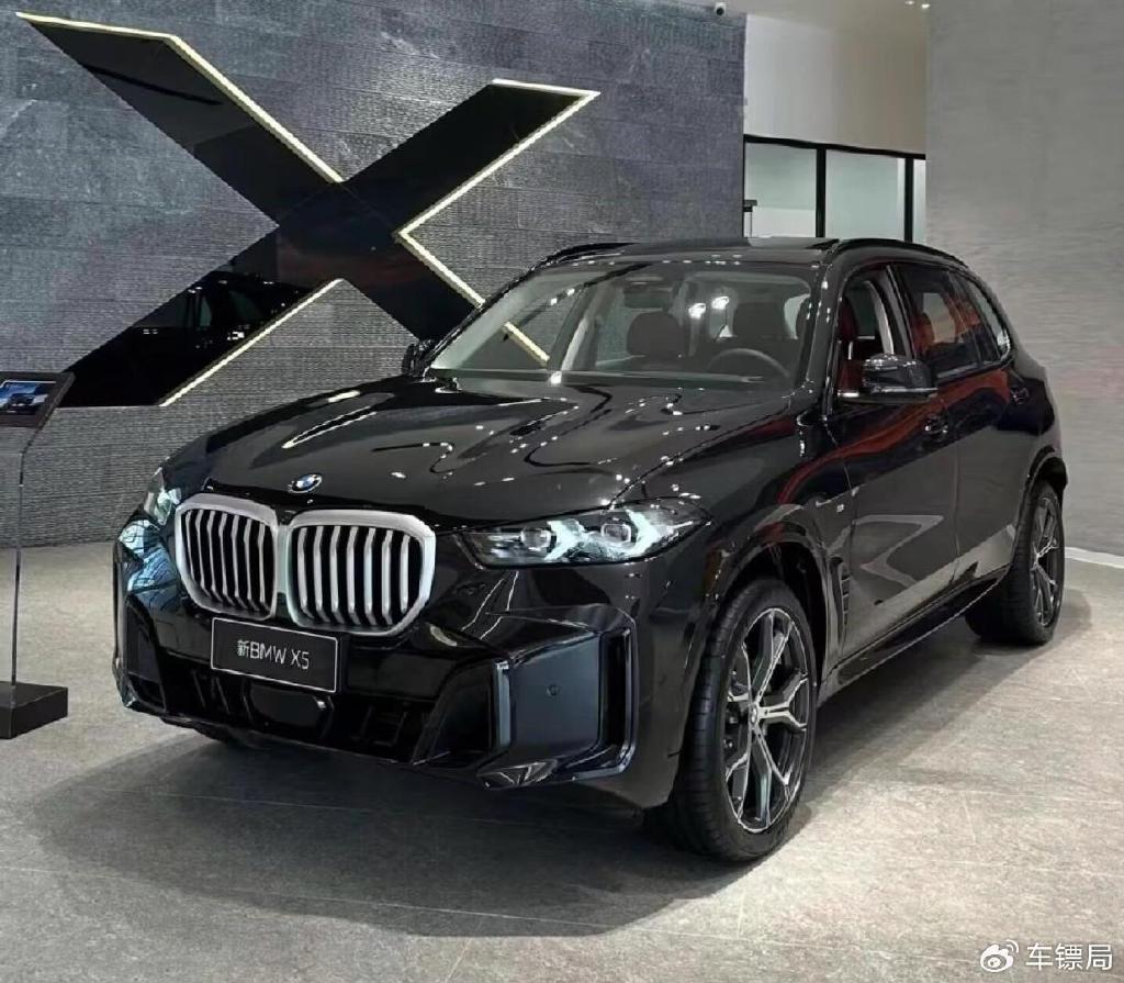 沃尔沃XC90对比宝马X5,选谁更理性?