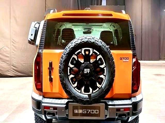 我靠,越野车!竟深藏不露,这配置,简直是扮猪吃老虎!-有驾