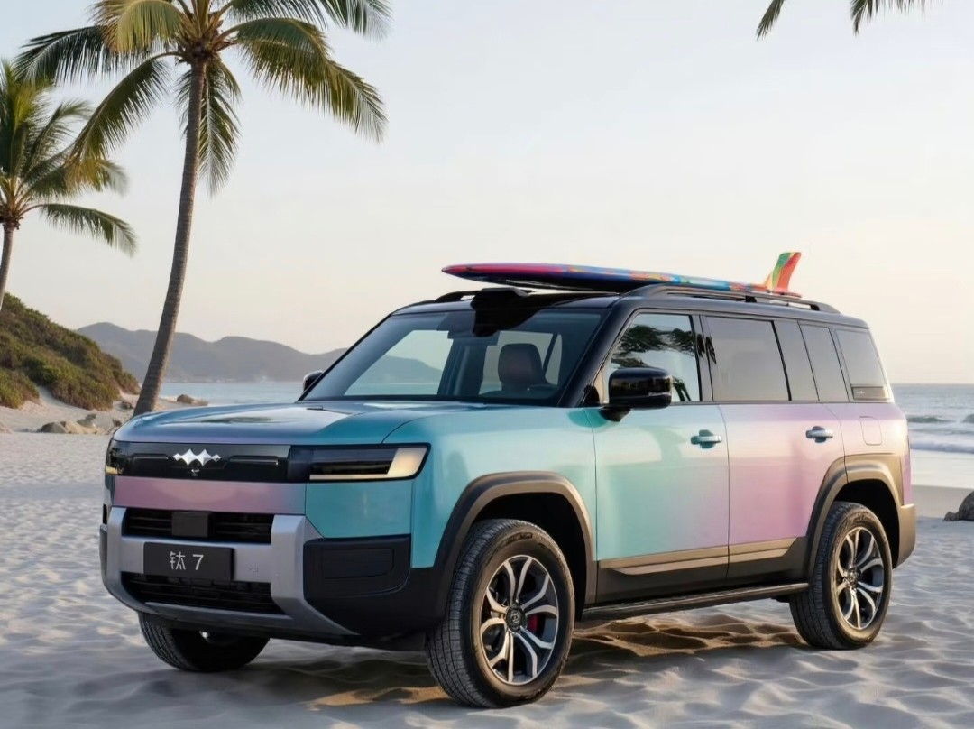 铁汉柔情？外观硬核，配置却很家用，方程豹钛7售价17.98万元起__铁汉柔情？外观硬核，配置却很家用，方程豹钛7售价17.98万元起