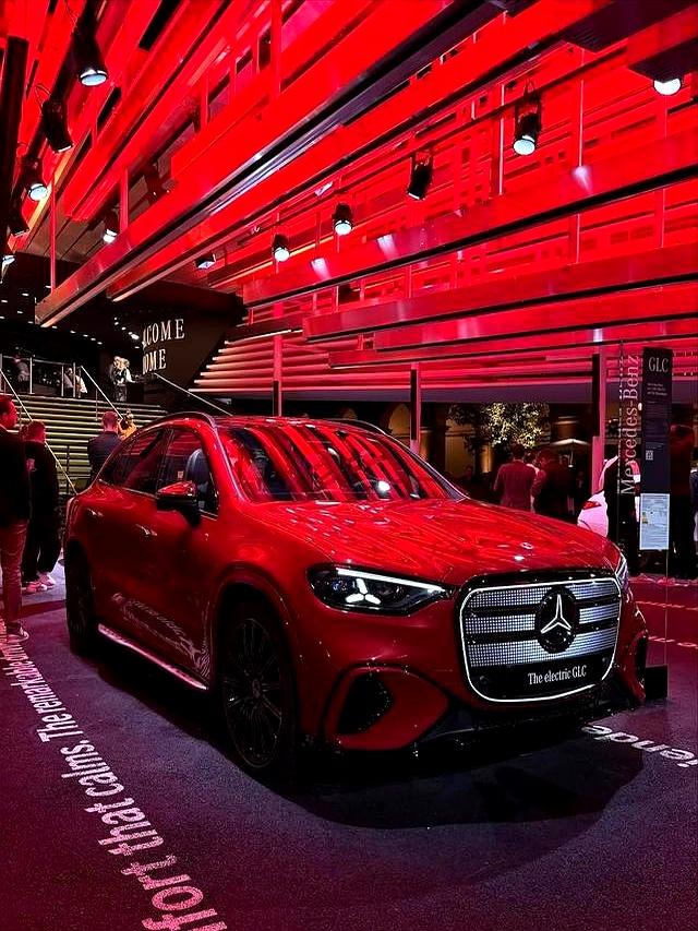 重磅!宝马iX3、奔驰GLC EV围剿Model Y,谁能笑傲江湖?-有驾