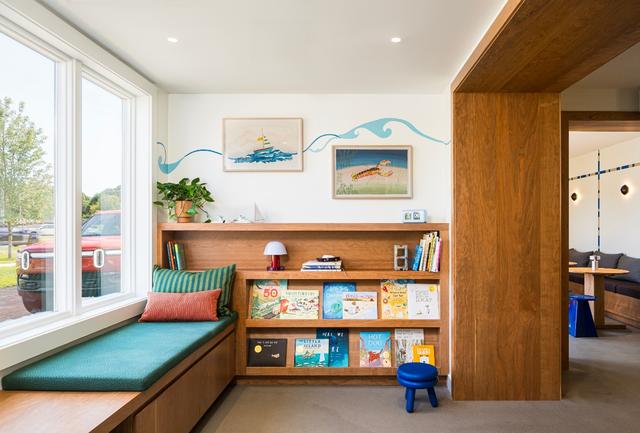 特斯拉与 Rivian 的对决：两座以品牌为中心的新充电站凸显了人们对电动汽车态度的分歧-有驾