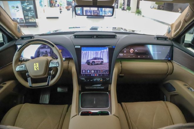 仰望U8L鼎世版正式上市 售价为128万元