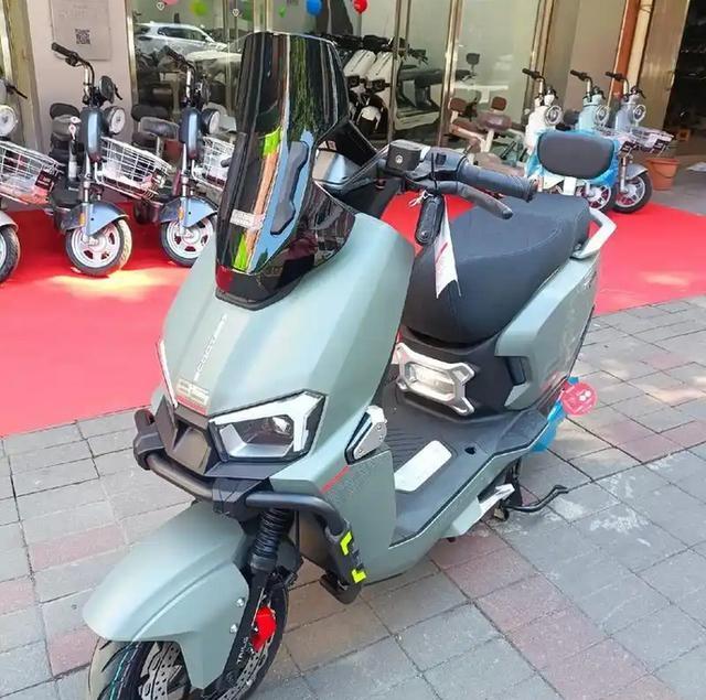 钠电池电动车靠谱吗？雅迪、台铃新品上市，实测结果揭晓答案-有驾