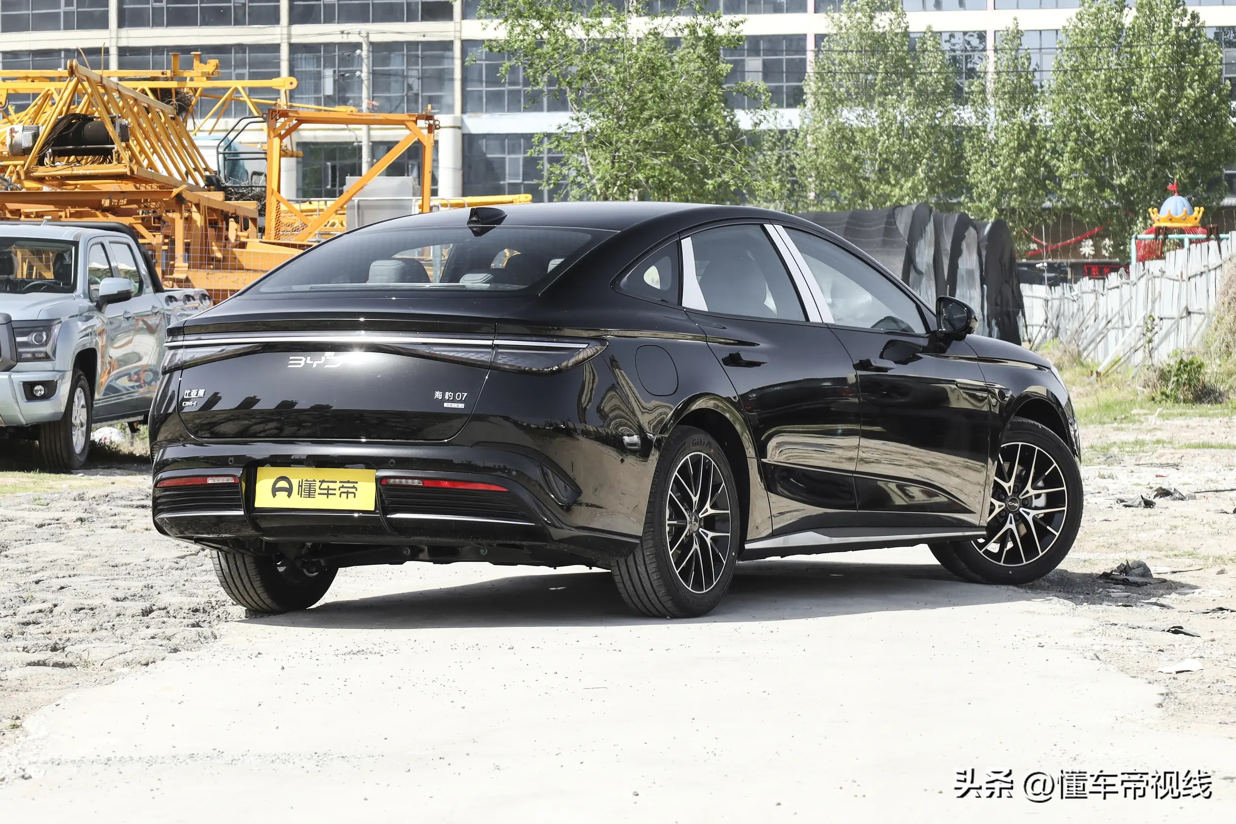 比亚迪海豹新能源汽车_比亚迪海豹上市时间_