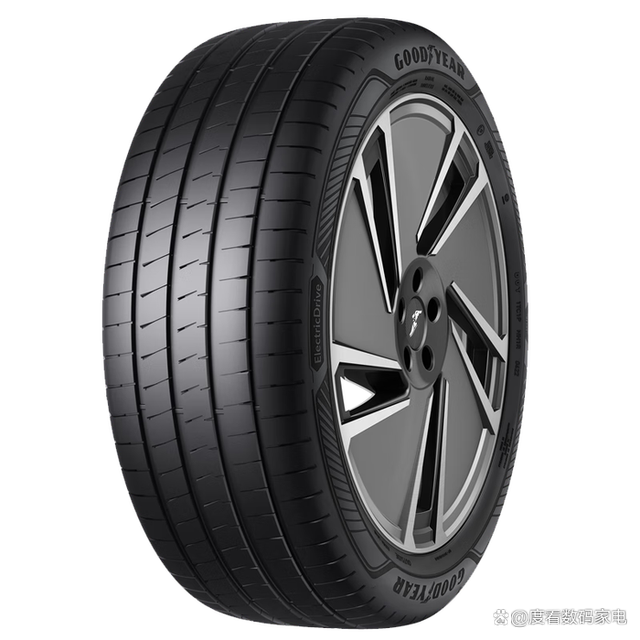 买汽车轮胎别踩坑，盘点2025接近零差评的5款汽车轮胎-有驾