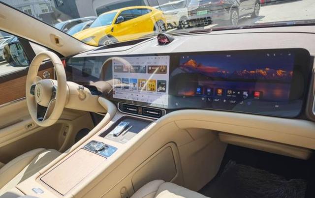 男子偷拍未上市问界M9被判赔25万:自称是粉丝却泄露内饰设计扰乱发布计划违反商业秘密-有驾