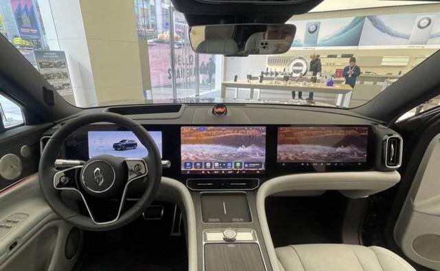 男子偷拍未上市问界M9被判赔25万:自称是粉丝却泄露内饰设计扰乱发布计划违反商业秘密-有驾