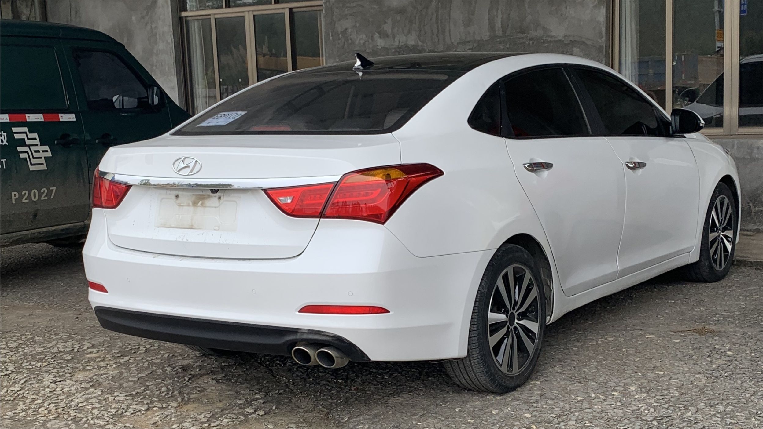 买车是买轿车好还是买suv好_买车买轿车_