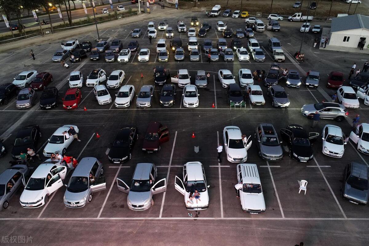 高速停车休息的地方叫什么__高速路停车