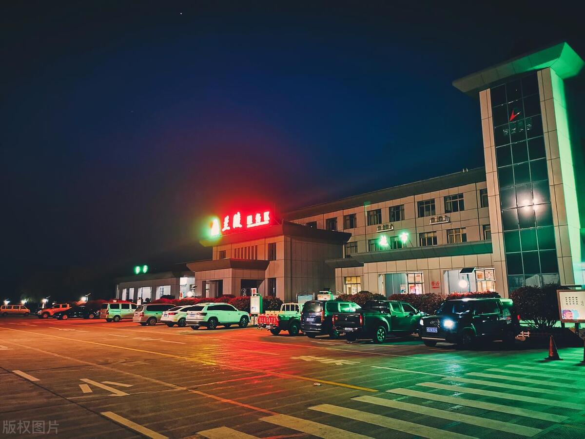 高速停车休息的地方叫什么__高速路停车