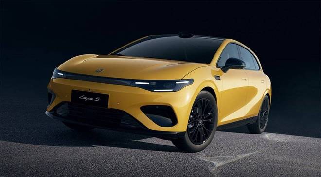 _零跑冲向年销400万辆？_零跑冲向年销400万辆？