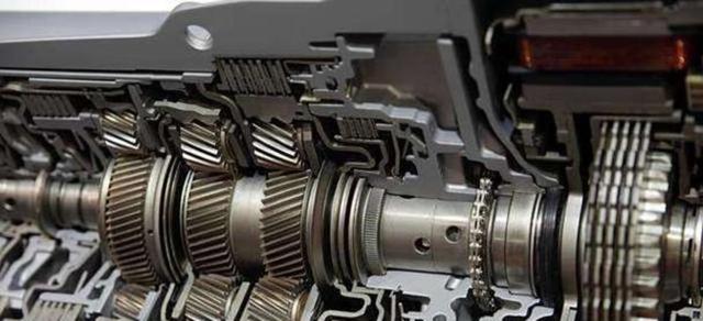 双离合总坏?维修师傅叹气:九成车主这些习惯太伤车,正确驾驶与保养可以大大延长变速箱的使用寿命-有驾