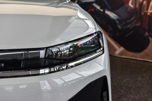 让你仿佛置身于豪华座舱之中-有驾