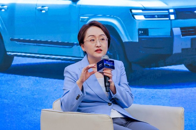 熊甜波：钛7是一台可以兼顾“家庭与自我”以及“主流和个性”的硬派SUV