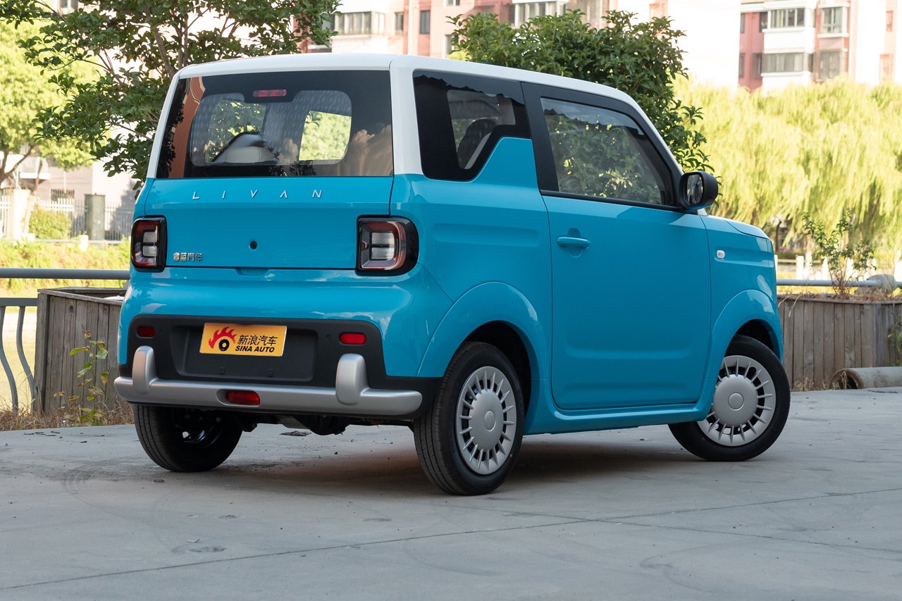 睿蓝蓝气球上市 限时价4.29万元