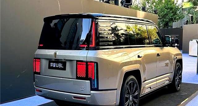 仰望U8L鼎世版上市，128万起，行政豪华大佬座驾-有驾