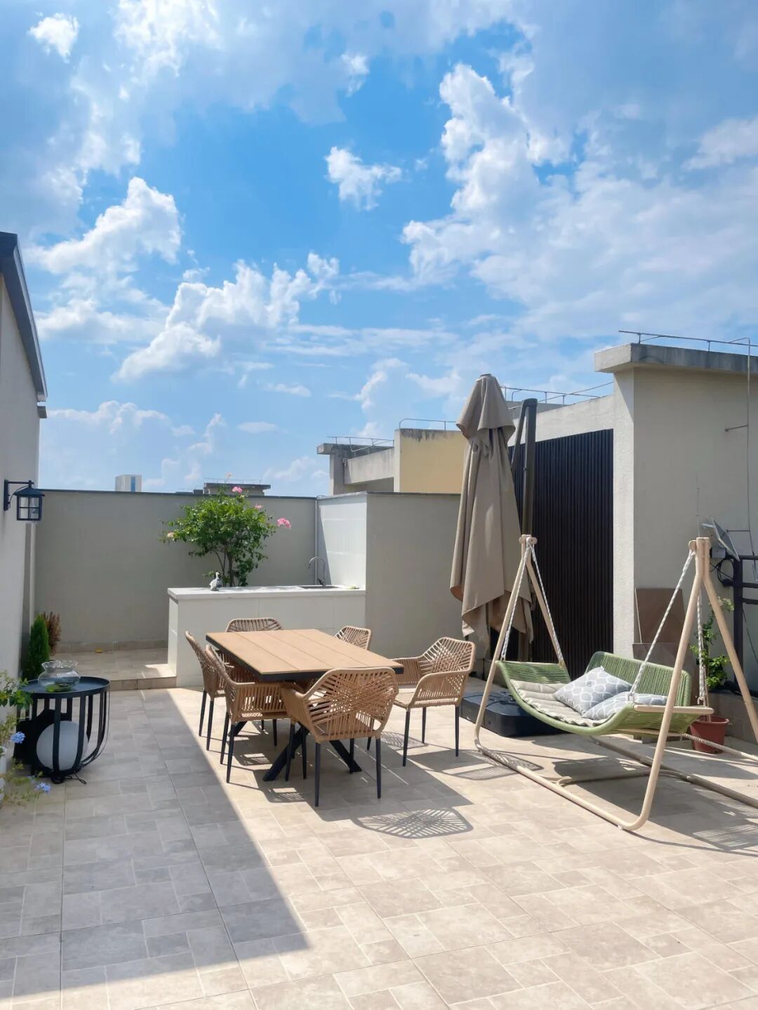 _有一种尴尬叫买了“顶楼露台房”，想象很美好，住起来却一言难尽_有一种尴尬叫买了“顶楼露台房”，想象很美好，住起来却一言难尽