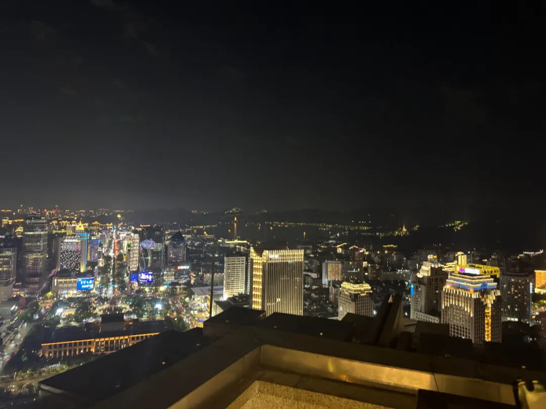 _有一种尴尬叫买了“顶楼露台房”，想象很美好，住起来却一言难尽_有一种尴尬叫买了“顶楼露台房”，想象很美好，住起来却一言难尽