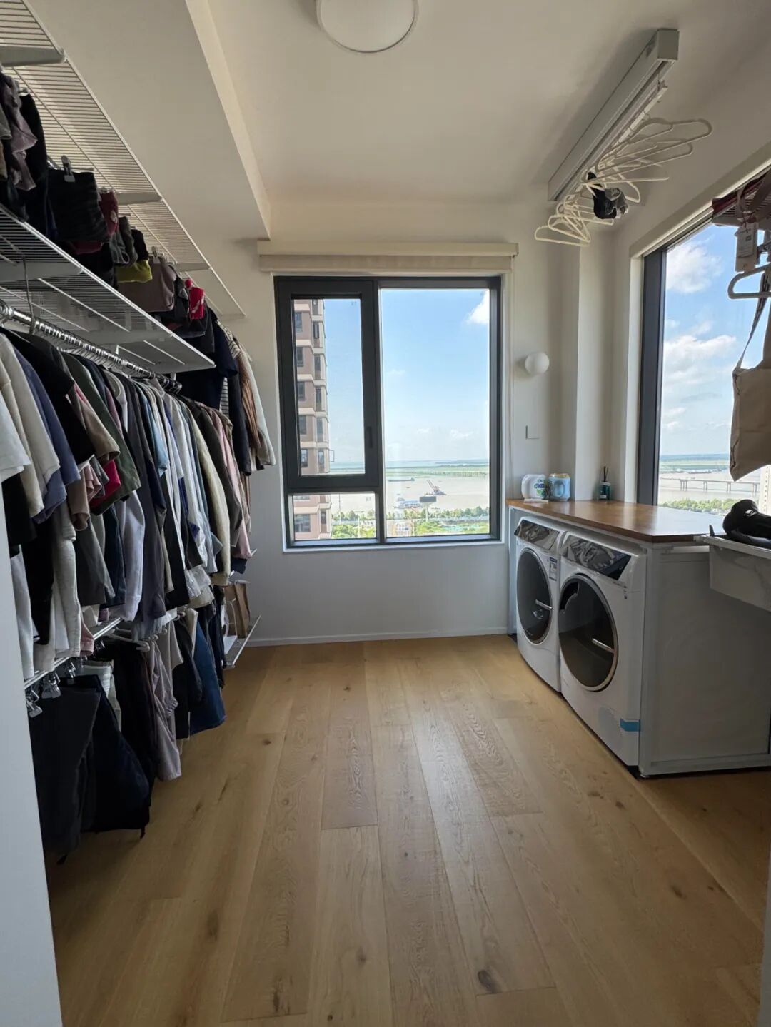 新地球发现引网友畅想_女子毛坯房装修_