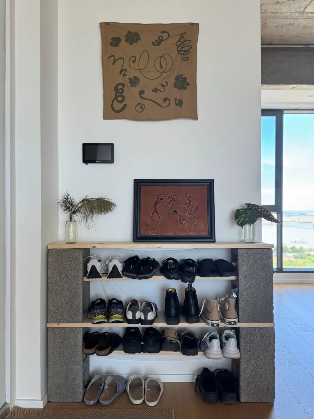 女子毛坯房装修_新地球发现引网友畅想_